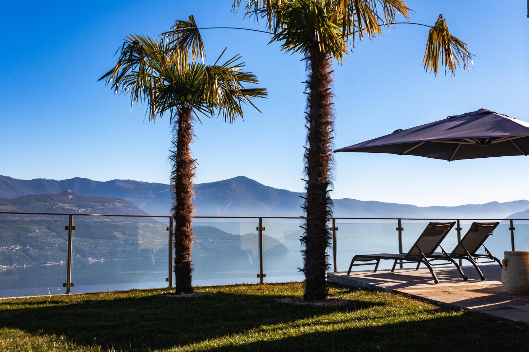 Mia Isola With Lake View, Garden And Swimming Pool Parzanica Exteriör bild